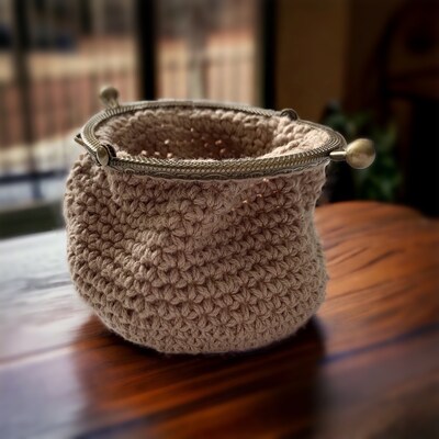 Kiss Lock Coin Purse MakerPlace by Michaels